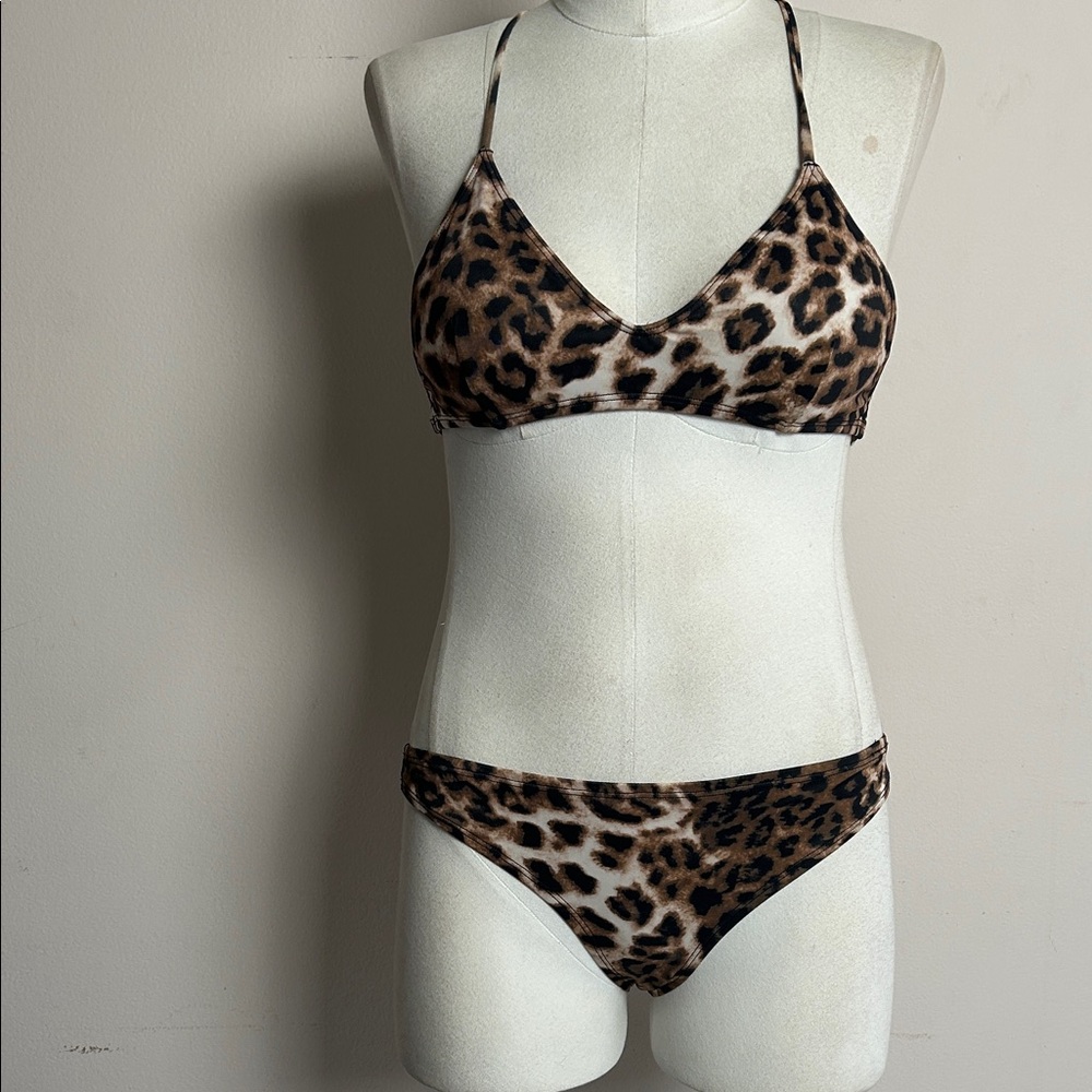 Vintage Guess Leopard print one piece swimsuit bikini with woven back size M